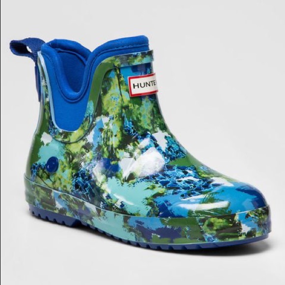 target and hunter boots